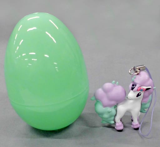 Galarian Ponyta Pokemon Figure in Egg Case Pokemon Easter Pokemon Center Limited Key Chain [USED]