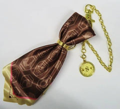 Sam Disney: Twisted-Wonderland Valentine's Day Gifts Bag Charm Coin Motif & Scarf Charm [USED]