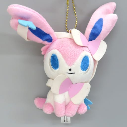 Sylveon Pokemon Eevee Collection Ball Chain Mascot Pokemon Time Pokemon Center Limited Key Chain [USED]