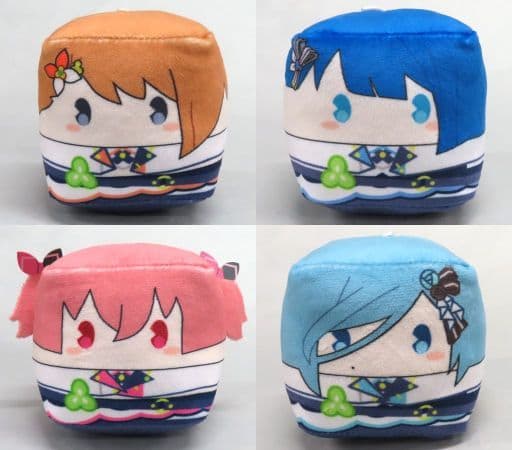 Minori Hanasato, etc. Hatsune Miku: Colorful Stage! More Plus Square Mascot More More Jump! More More Jump! All 4 Types Set Key Chain [USED]