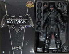 Batman v Superman: Dawn of Justice Armored Batman Black Chrome Edition Movie Masterpiece Action Figure 1/6 Batman 100% Hot Toys Exclusive Figure [USED]