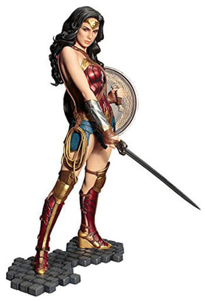 Wonder Woman DC UNIVERSE ARTFX 1/6 PVC Painted Finished Product With First Time Benefits Figure [USED]