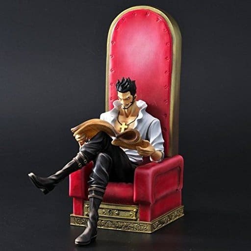 Dracule Mihawk One Piece Archive Collection Premium Bandai Limited Figure [USED]