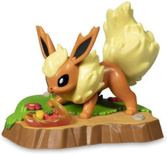 Flareon Pokemon An Afternoon with Eevee & Friends Pokemon Center Limited Figure [USED]