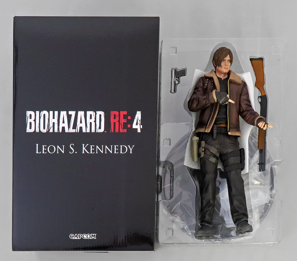 Resident Evil 4 Leon Scott Kennedy Included with PS4 and PS5 Collector's Edition Figure [USED]
