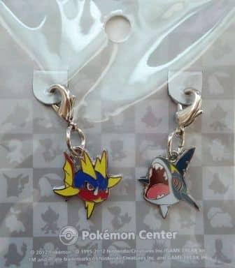 Carvanha Sharpedo Pokemon National Pokedex Metal Charm Pokemon Center Limited Set of 2 Charm [USED]