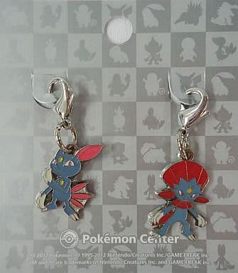 Sneasel Weavile Pokemon National Pokedex Metal Charm Pokemon Center Limited Set of 2 Charm [USED]
