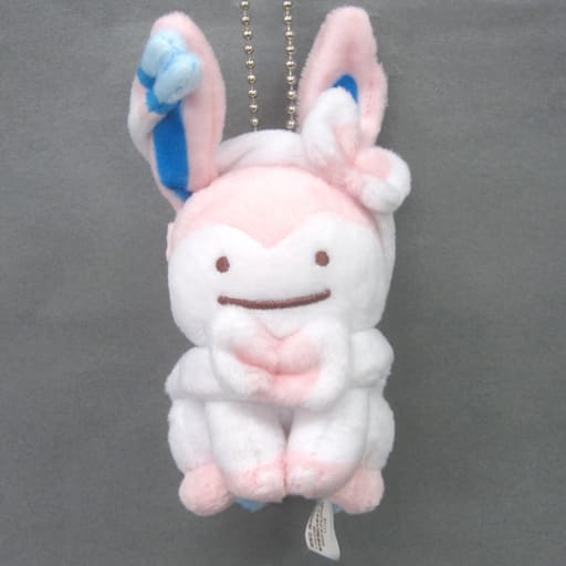 Sylveon Pokemon Transform! Metamon Mascot Pokemon Center Limited Key Chain [USED]