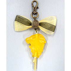 Leona Kingscholar Q-pot. x Disney Twisted Wonderland 2nd Gummy Candy Bag Charm POP UP STORE in Marui [USED]