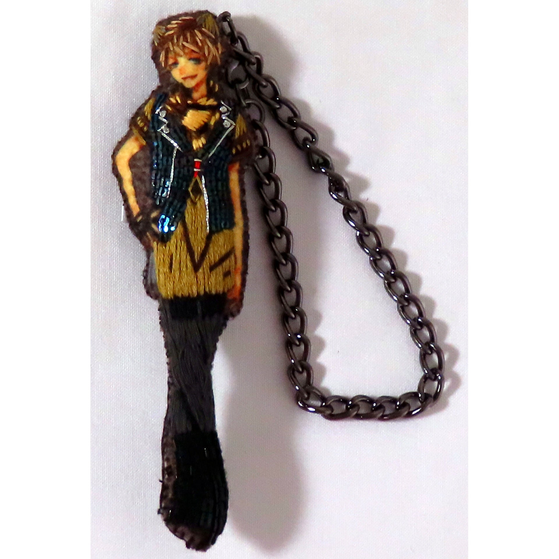 Ruggie Bucchi Disney Twisted-Wonderland Embroidery Charm The Exhibition [USED]