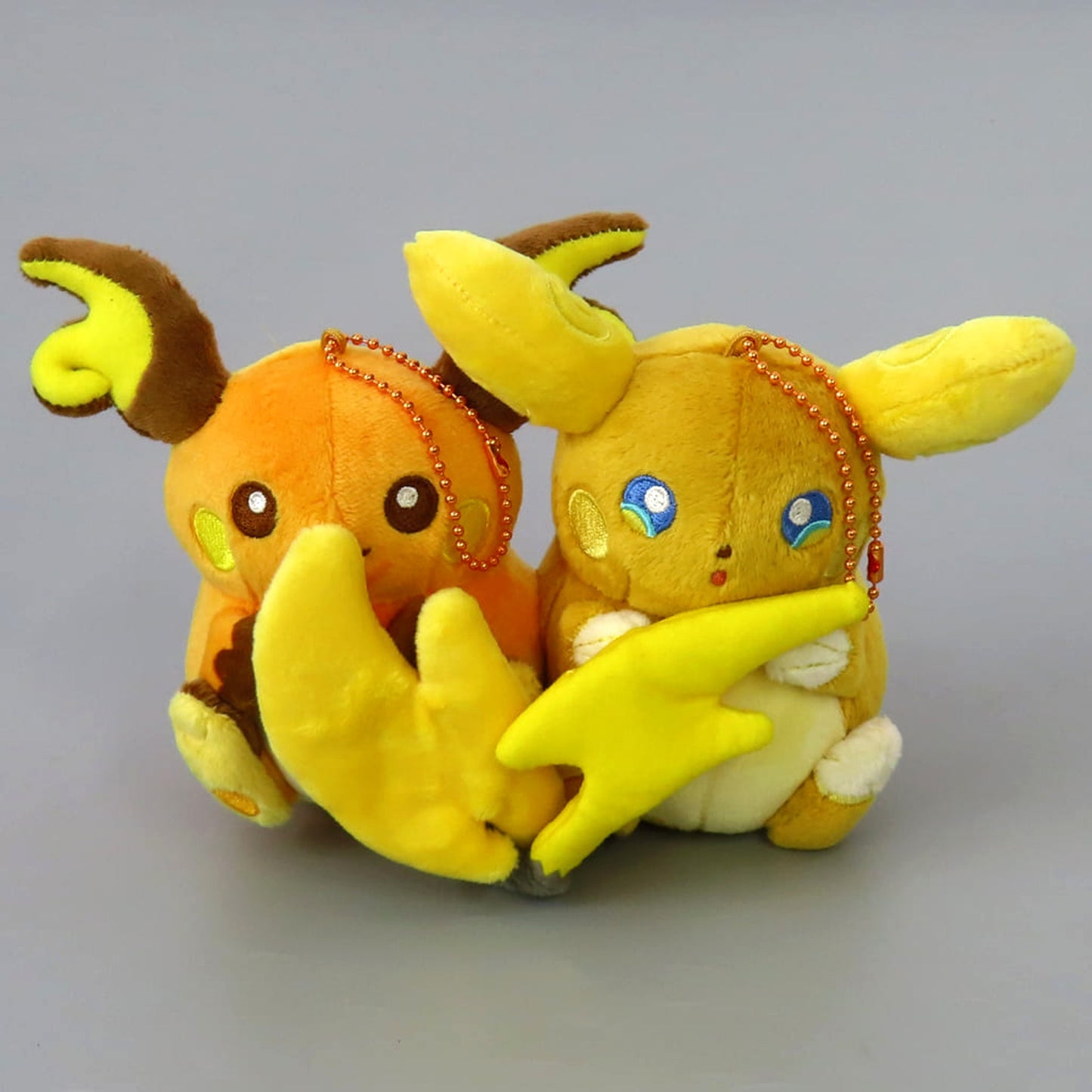 Pokemon Raichu Alolan Raichu Magnetic Pair Mascot Nitamono Doushi Mascot [USED]