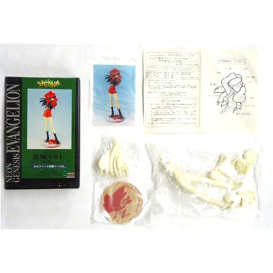 Misato Katsuragi NERV Uniform Neon Genesis Evangelion No.69 1/8 Resin Cast Kit [USED]