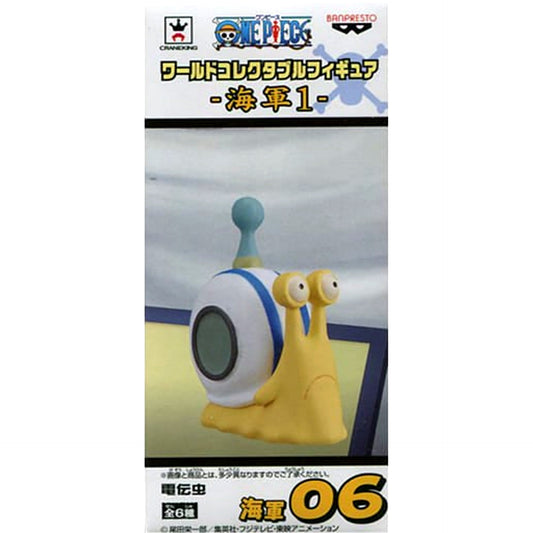 One Piece Den Den Mushi World Collectable Figure Navy 1 [USED]