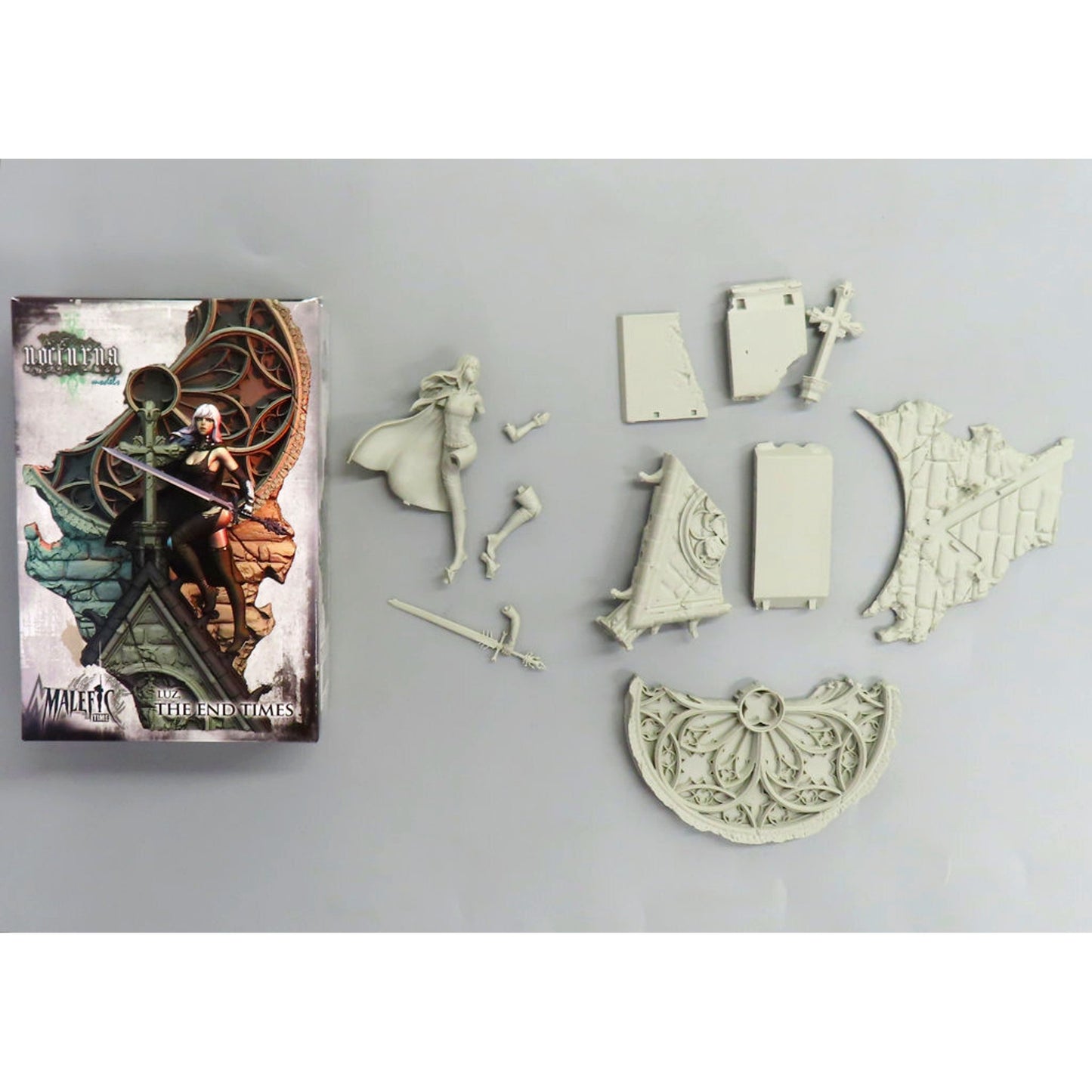 LUZ THE END TIMES Malefic Time 70mm Resin Cast Kit [USED]