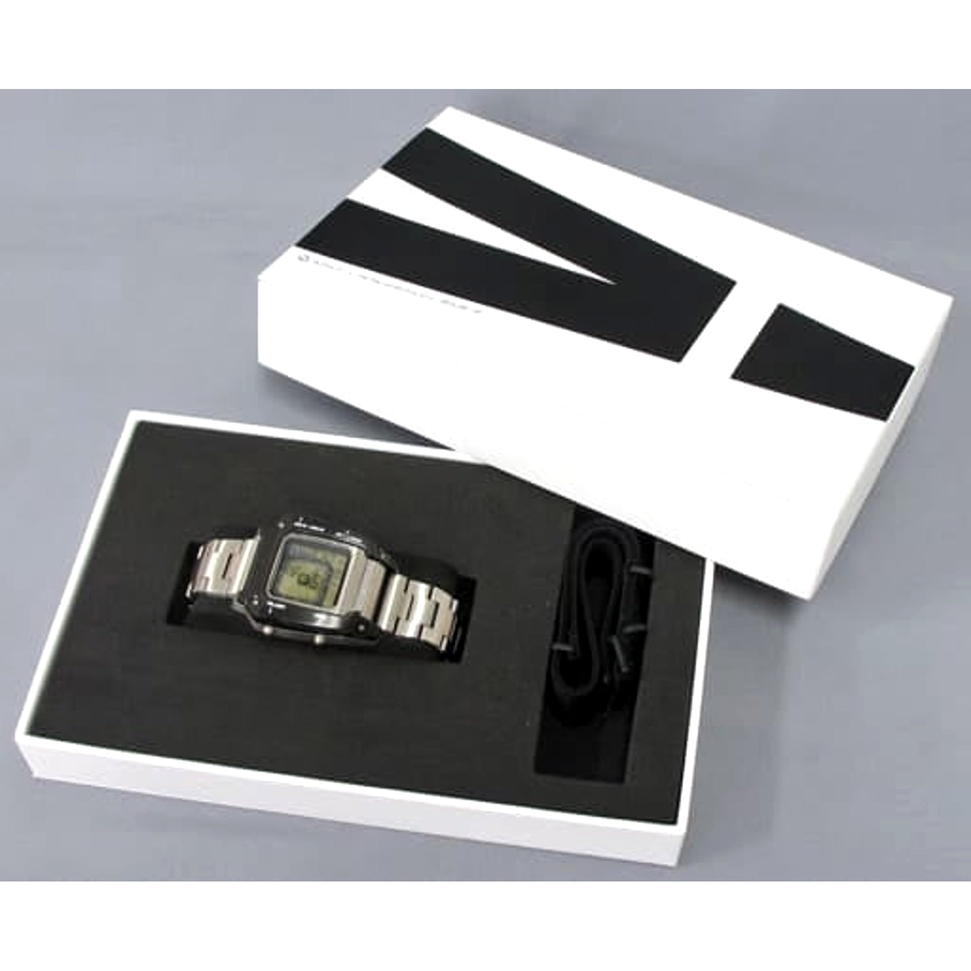 Metal Gear Solid V: The Phantom Pain Venom Snake Wired Digiborg Watch [USED]
