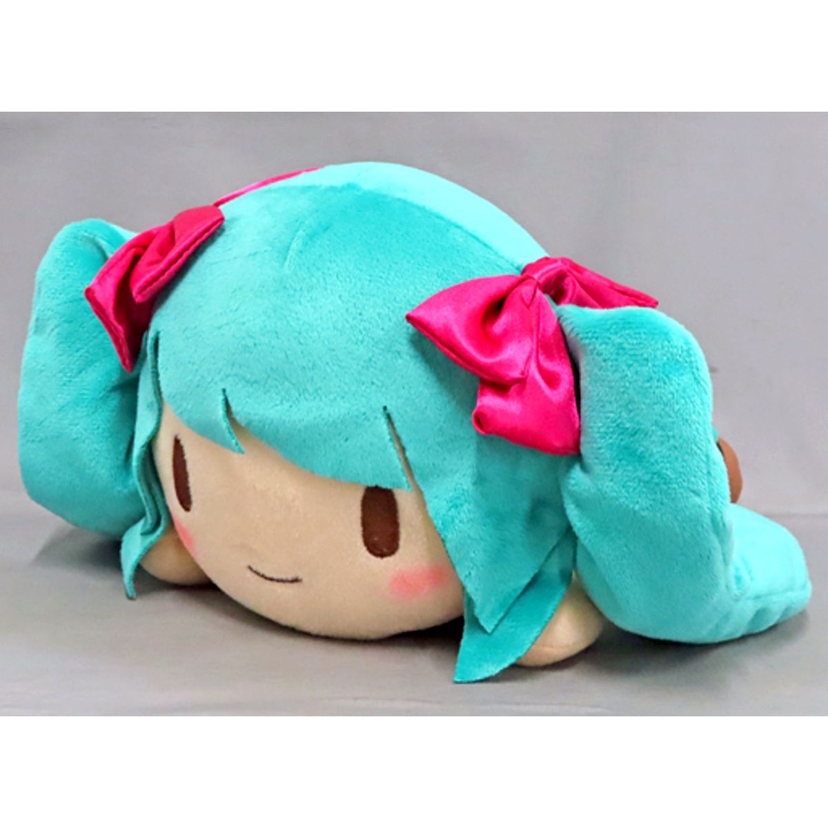 Hatsune Miku Hatsune Miku Series Fuwapuchi Medium Lying Down Plush 16th Anniversary Normal [USED]