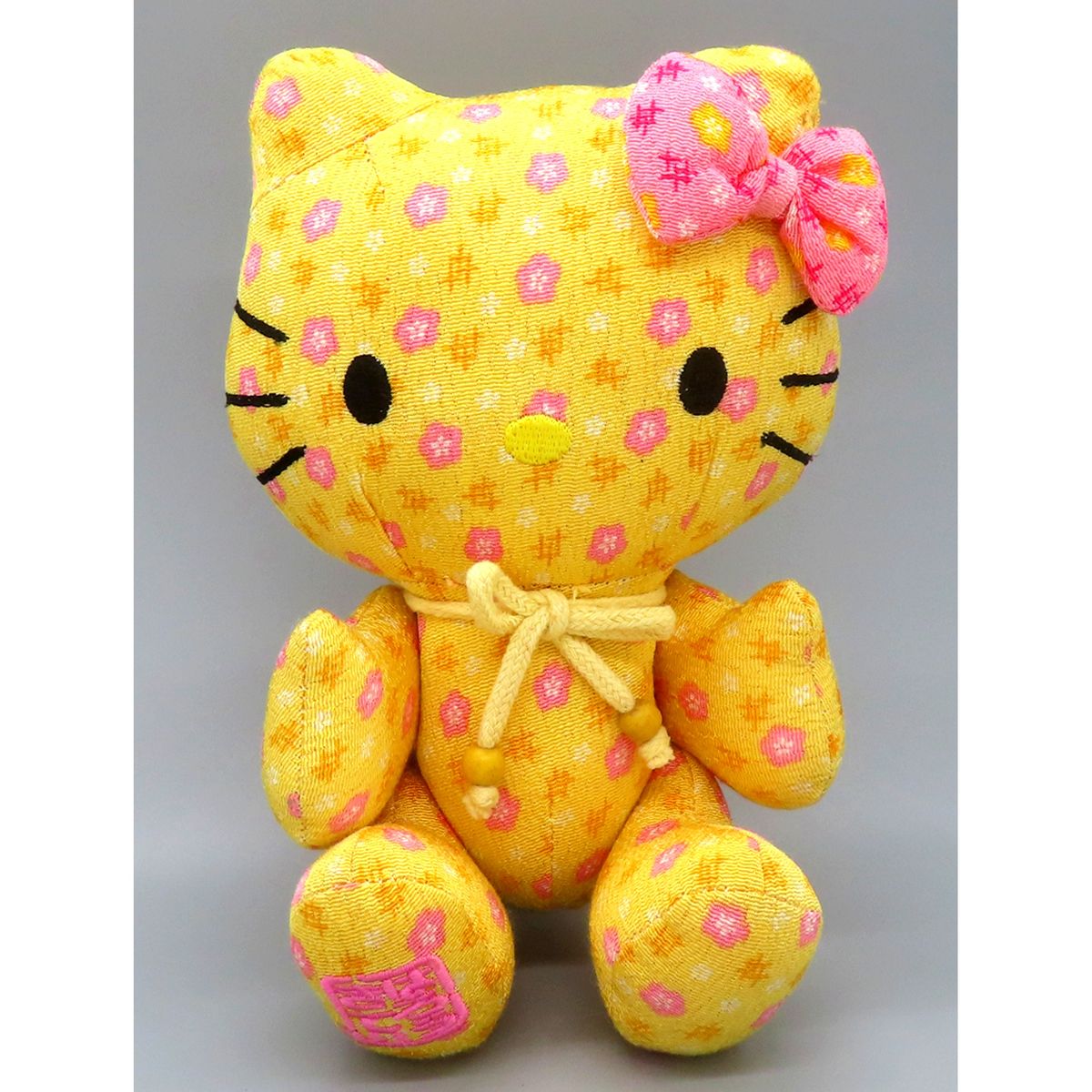 Hello Kitty Sanrio Characters Yellow Chirimen Plush Mascot [USED]