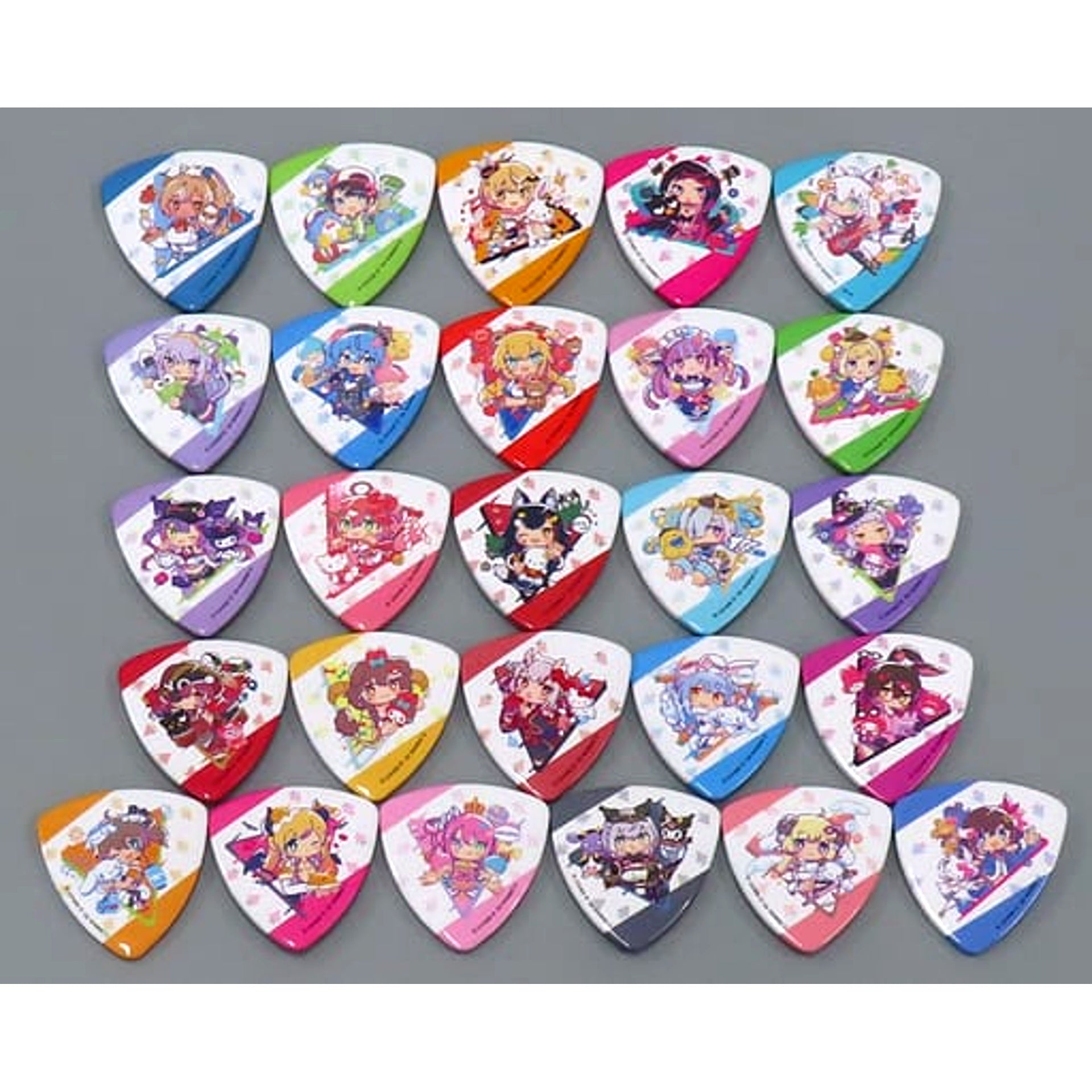 Virtual YouTuber hololive x Sanrio Characters Triangle Button Set of 26 [USED]