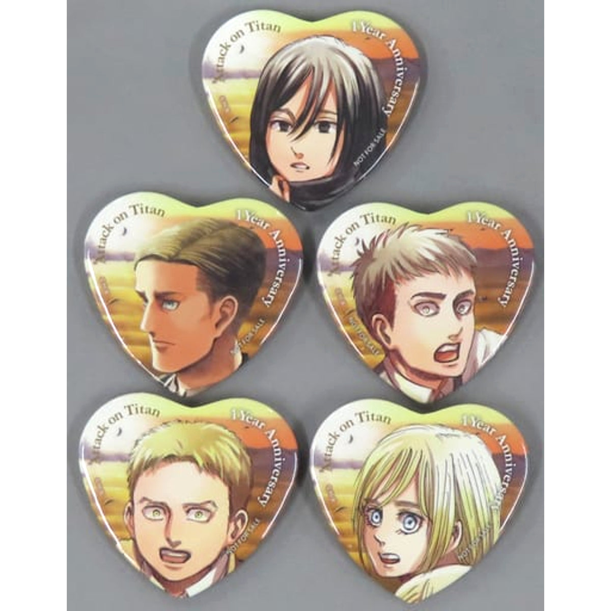 Attack on Titan Erwin Smith & Others Memorial Heart-Shaped Can Badge 1st Anniversary of Completion Flower Series Part 2 Limited Edition Target Product Purchase Privilege All 5 Types Set Buttons [USED]