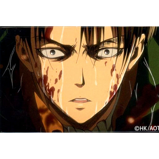 010. Levi Ackerman - Front / Blood / Face Close-up Levi 100 Views Badge Attack on Titan [USED]