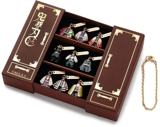 Kyojuro Rengoku, etc. Demon Slayer: Kimetsu no Yaiba Costume Charm Set B Set of 9 Charm [USED]