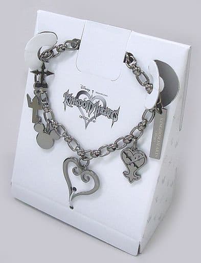 Monogram Silver Kingdom Hearts III X SQUARE ENIX CAFE X ARTNIA Monogram Silver Bag Charm Key Ring [USED]