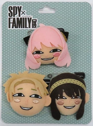 Anya Forger, etc. SPY x FAMILY Relaxed Smile Face Badge Spy X Family Exhibition Limited Set of 3 Badge [USED]