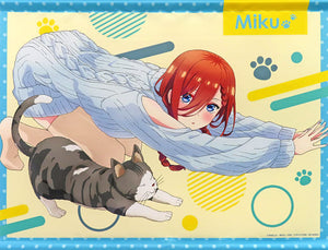 Nakano Miku with Cat B2 Tapestry The Quintessential Quintuplets Movie Tapestry [USED]